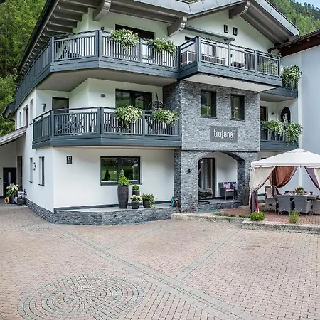 Apartment Trofana *