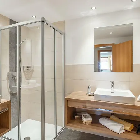 Trofana Apartment *